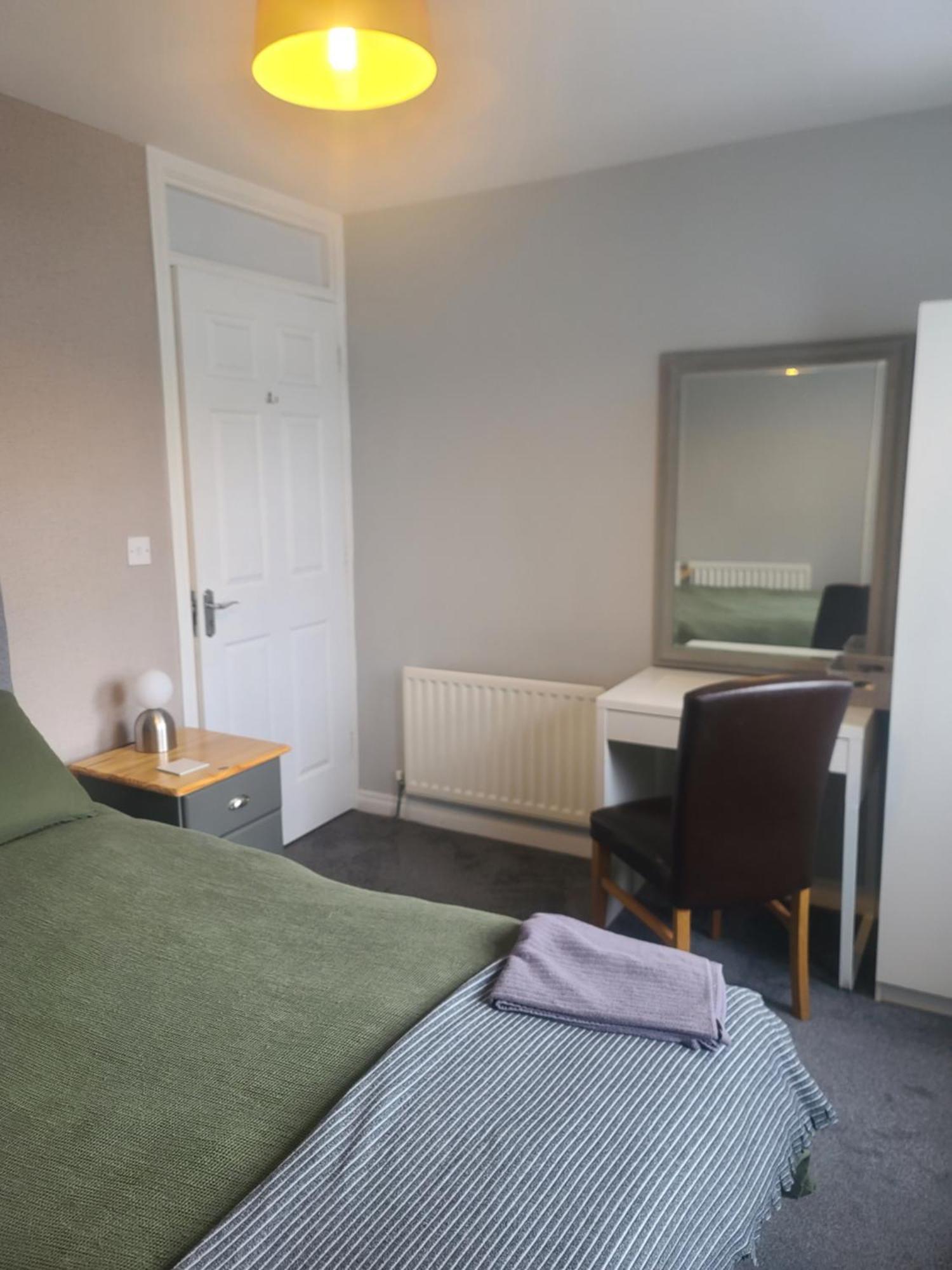 Edenderry Town House Apartment Belfast Exterior photo